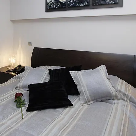 Dellagio Hotel